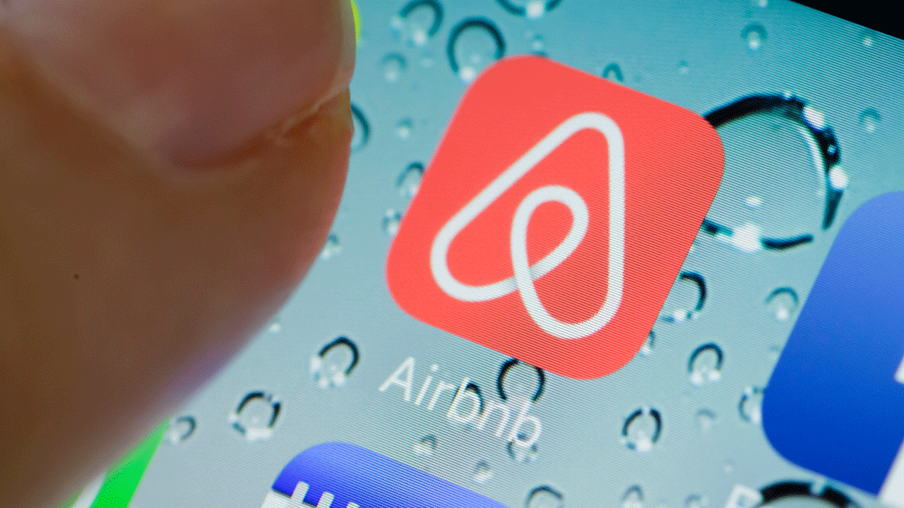 does-airbnb-do-background-checks-in-2022