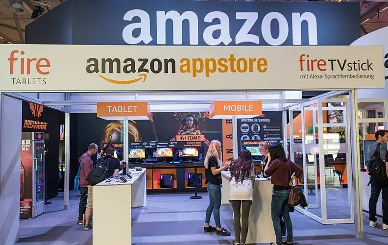 What jobs can a felon do at Amazon?