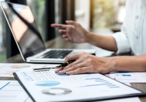 Does Ace Hardware Hire Felons?